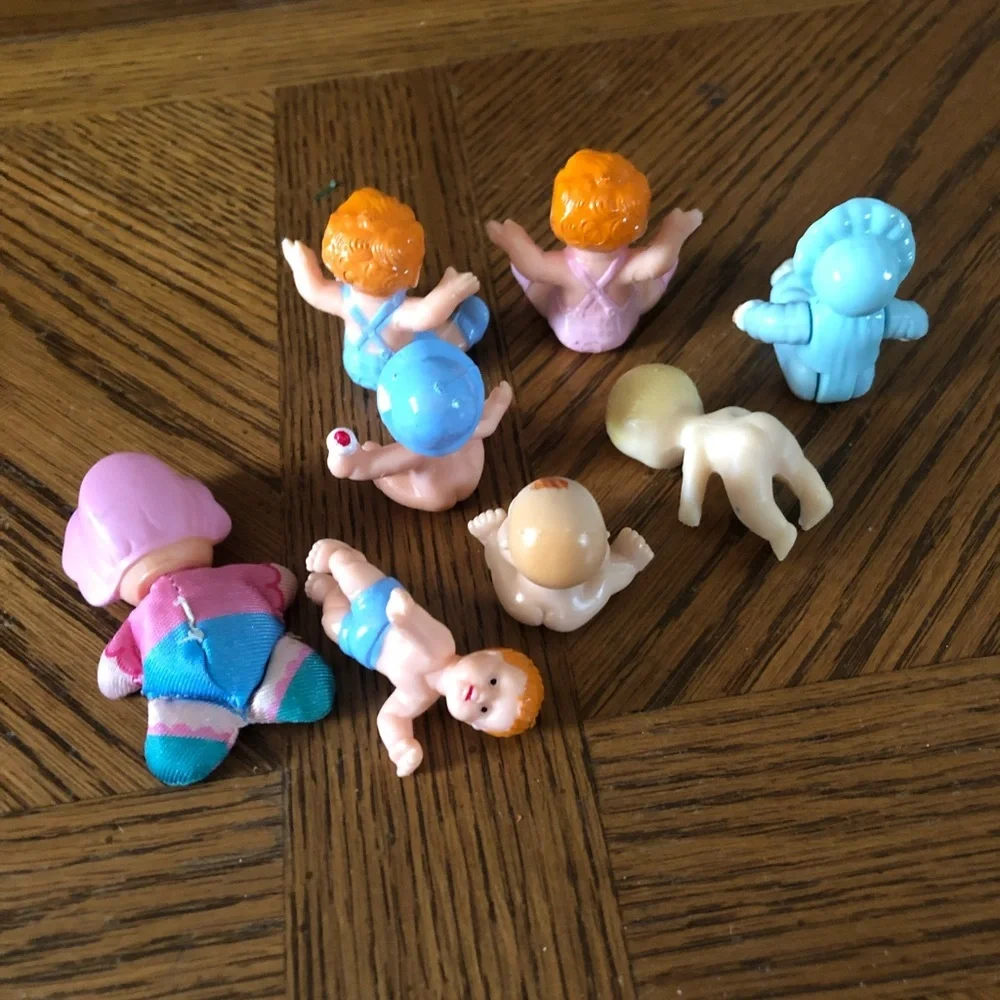 Assorted Vintage Dollhouse Babies